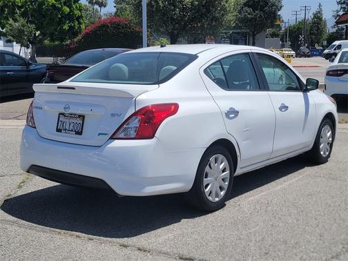 2016 Nissan Versa 1.6 SV