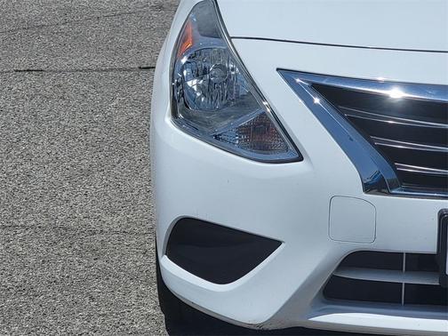 2016 Nissan Versa 1.6 SV