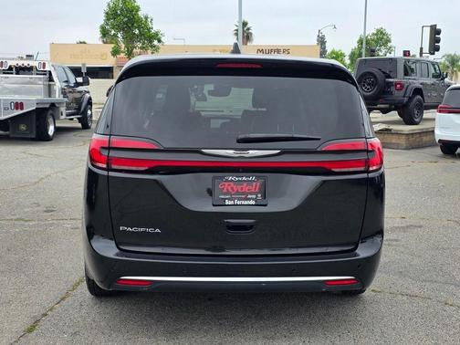 Black 2023 Chrysler Pacifica Touring-L