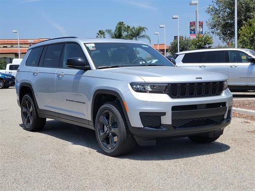 2025 Jeep Grand Cherokee L Laredo