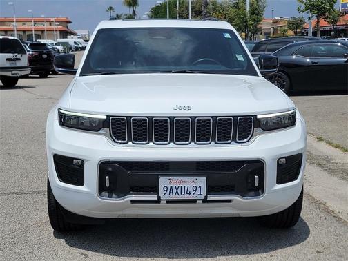 2022 Jeep Grand Cherokee Overland