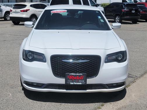 2019 Chrysler 300 S