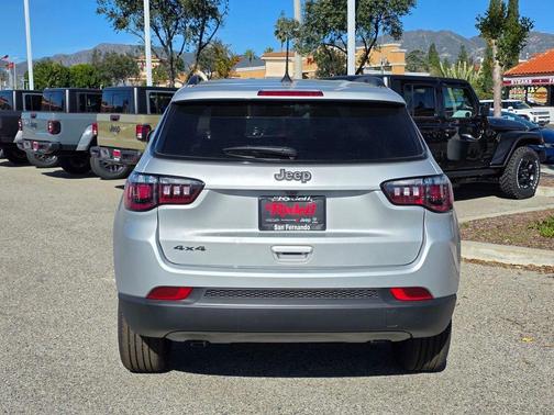 2026 Jeep Compass Latitude