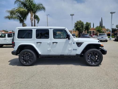 2025 Jeep Wrangler 4xe Sahara