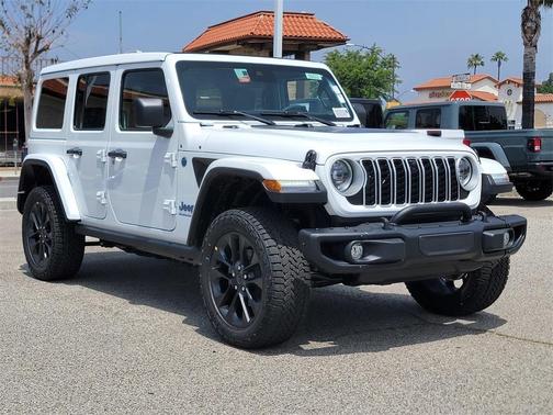 2025 Jeep Wrangler 4xe Sahara