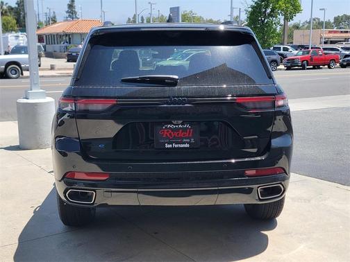 2025 Jeep Grand Cherokee 4xe Base