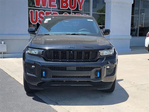 2025 Jeep Grand Cherokee 4xe Base