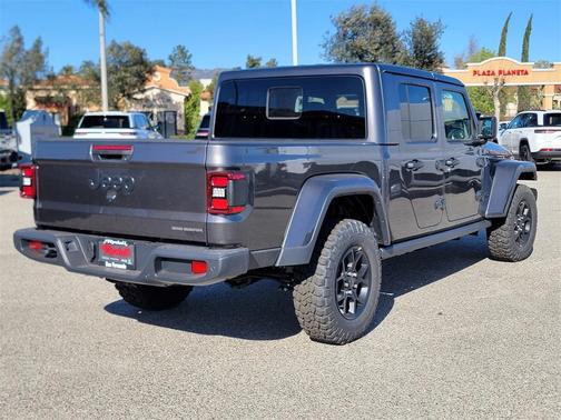 2025 Jeep Gladiator Sport