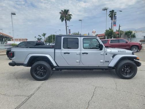 2021 Jeep Gladiator Sport