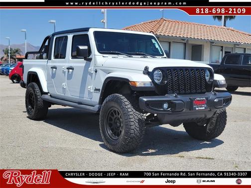 2022 Jeep Gladiator Sport