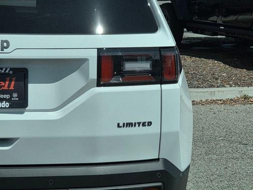 2026 Jeep Cherokee Sport