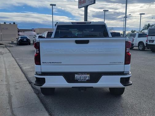 2022 Chevrolet Silverado 1500 Custom