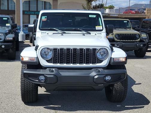 2025 Jeep Gladiator Sport
