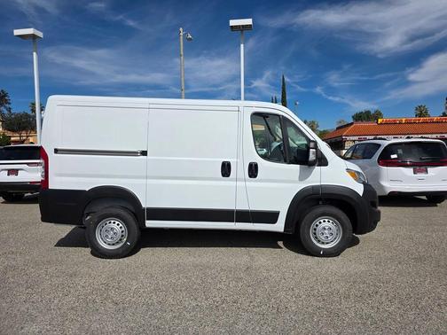 2026 RAM ProMaster 1500 Low Roof