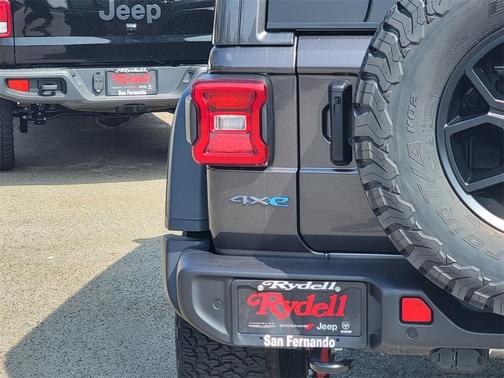 2025 Jeep Wrangler 4xe Sport