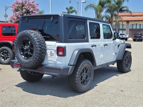 2025 Jeep Wrangler 4xe Sport