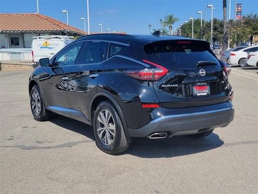 2023 Nissan Murano SV