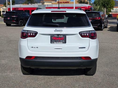 2026 Jeep Compass Latitude