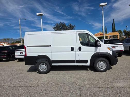 2026 RAM ProMaster 1500 Low Roof