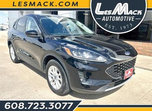 Black 2021 Ford Escape SE