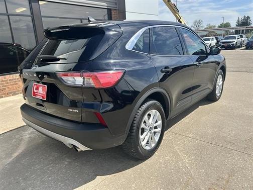 Black 2021 Ford Escape SE
