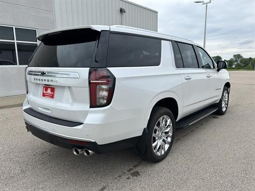 2023 Chevrolet Suburban High Country