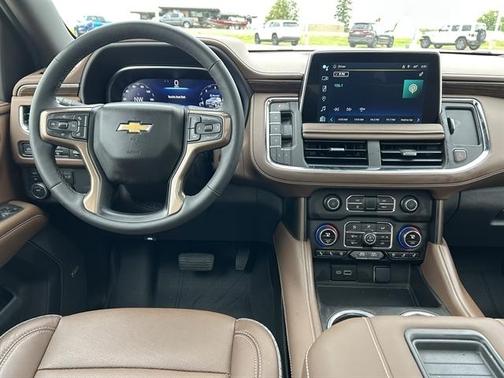 2023 Chevrolet Suburban High Country