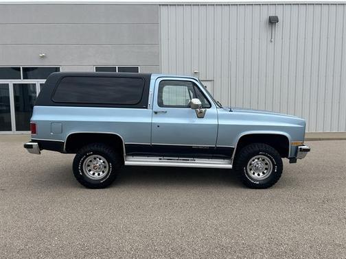 1989 GMC Jimmy Base