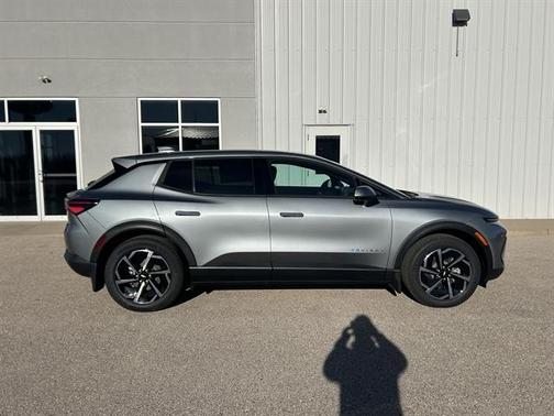 2026 Chevrolet Equinox EV LT 1