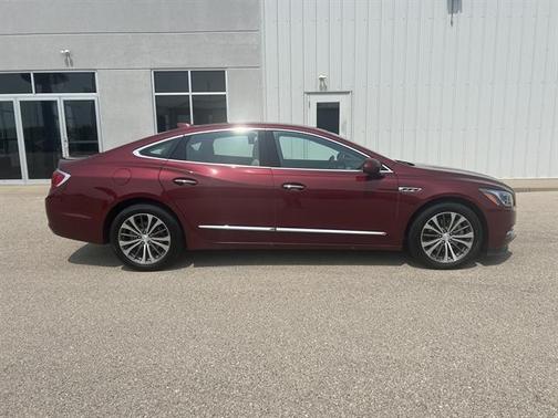 2017 Buick LaCrosse Essence