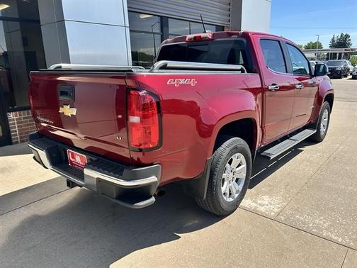 Red 2019 Chevrolet Colorado LT