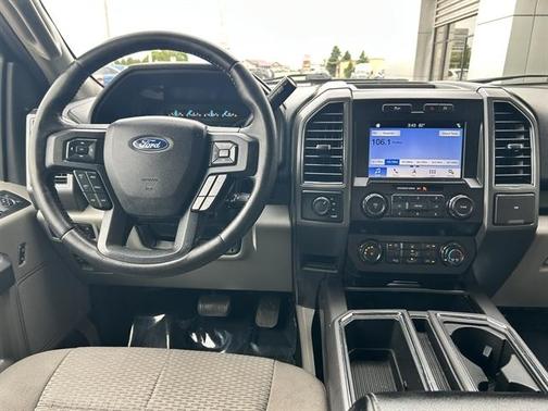 Black 2019 Ford F-150 XLT