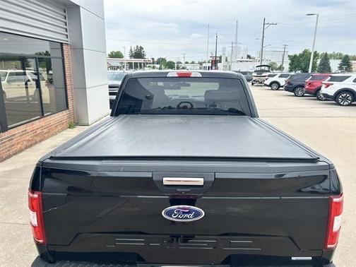 Black 2019 Ford F-150 XLT