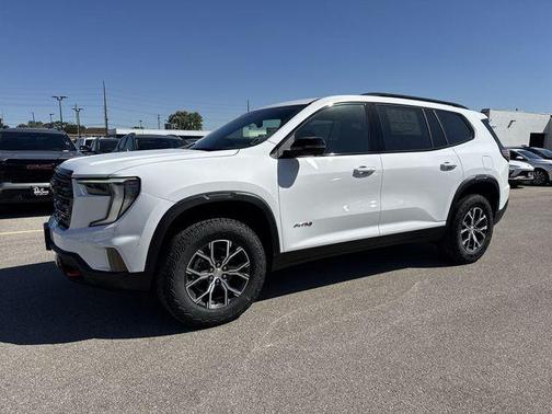 2026 GMC Acadia AWD AT4