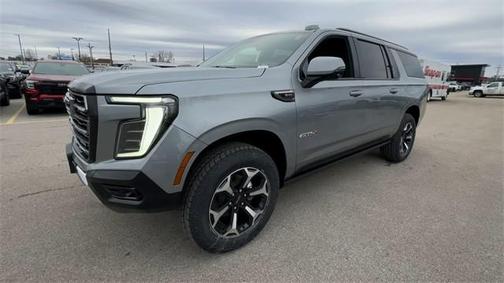 2025 GMC Yukon XL 4WD AT4