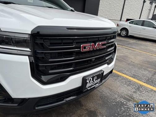 2023 GMC Acadia FWD SLT