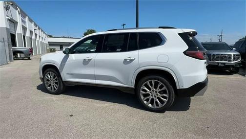 2025 GMC Acadia Denali