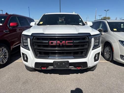 2023 GMC Yukon XL 4WD AT4
