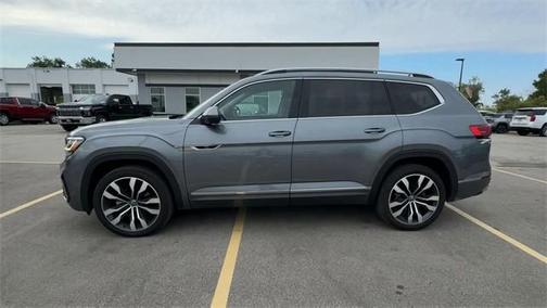 2022 Volkswagen Atlas 3.6L SEL Premium