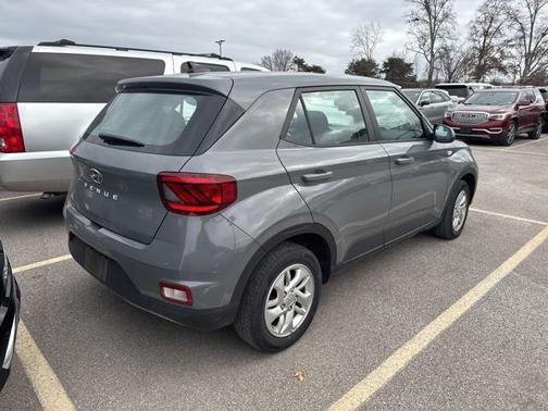 2021 Hyundai VENUE SE
