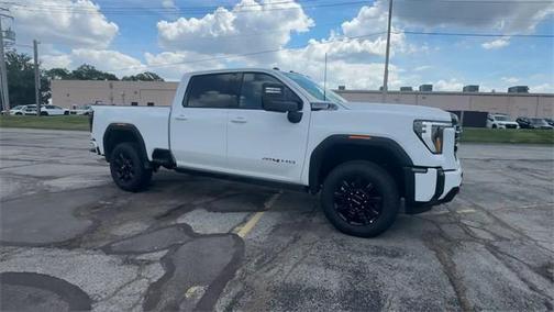 2025 GMC Sierra 2500 AT4