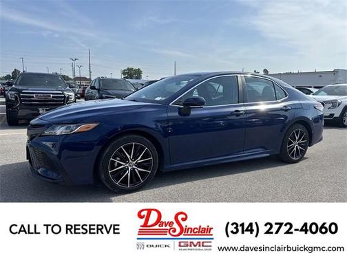 2024 Toyota Camry SE