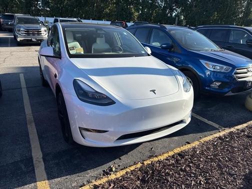 2024 Tesla Model Y Long Range Dual Motor All-Wheel Drive