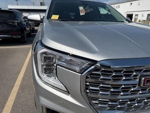 2022 GMC Terrain Denali