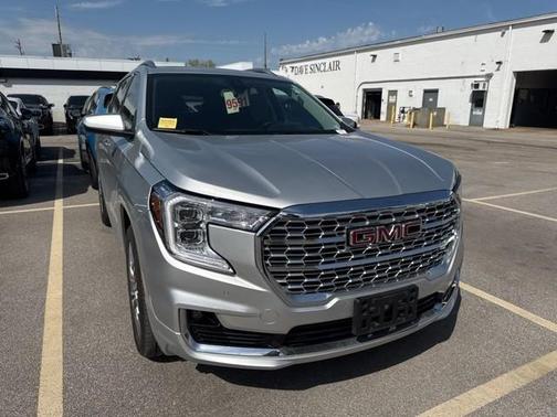 2022 GMC Terrain Denali