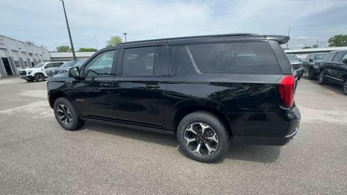 Onyx Black 2026 GMC Yukon XL 4WD AT4