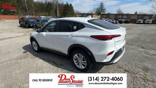 Summit White 2026 Buick Envista Preferred FWD