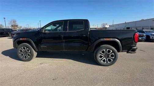 2025 GMC Canyon Base
