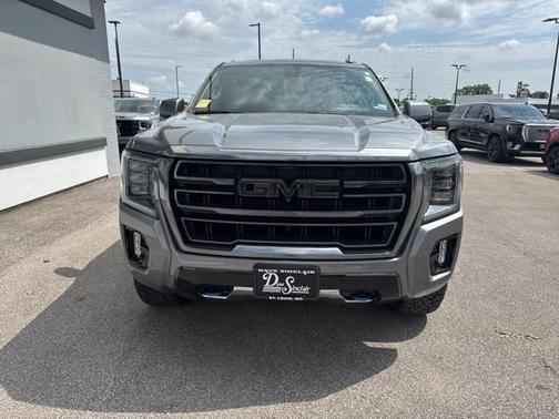 2022 GMC Yukon XL 4WD AT4