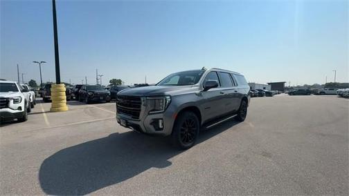 2022 GMC Yukon XL 4WD AT4